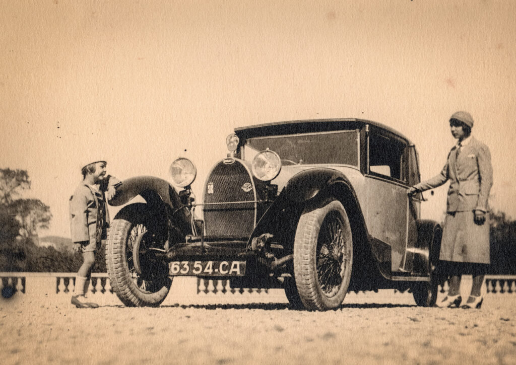 Bugatti 4 Yvonne et Jeanne Parc Borely 16 octobre 1930