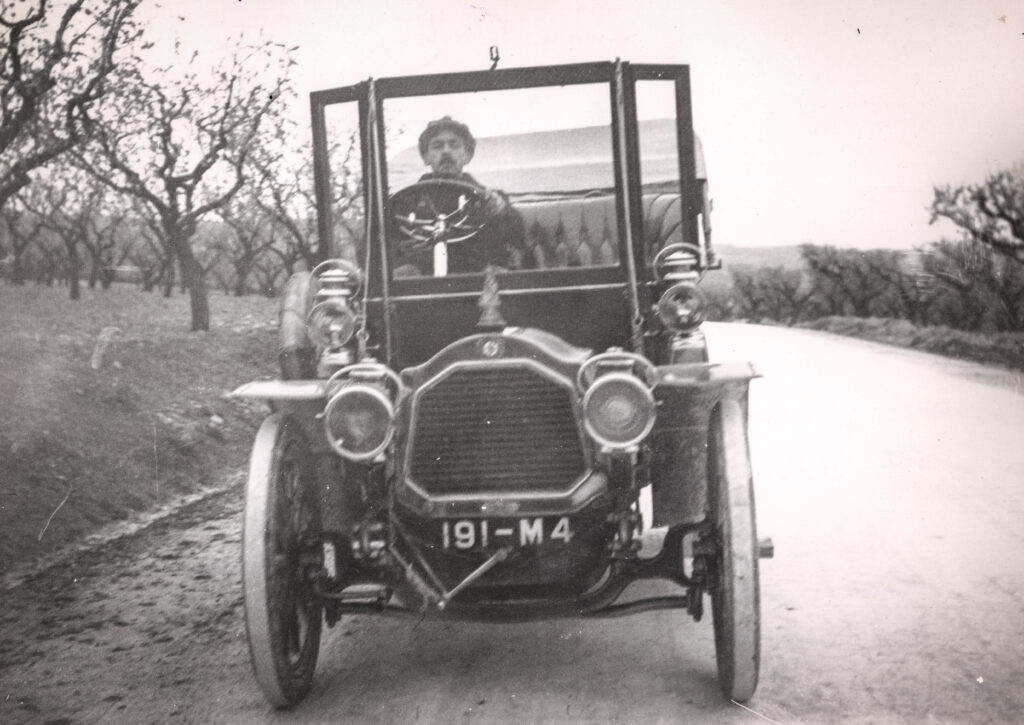 Pierre Coutras et sa De Dion Bouton type BR 10CV en 1909