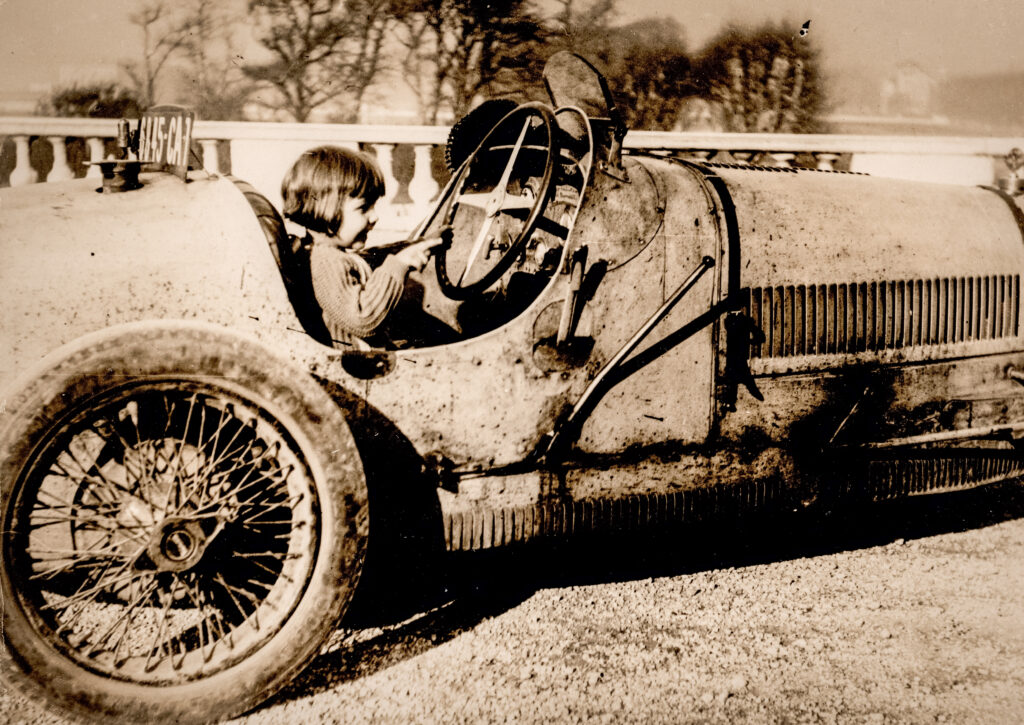 Bugatti 37 Técla et Jeanne